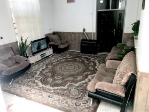دو واحد منزل مسکونی مجزا